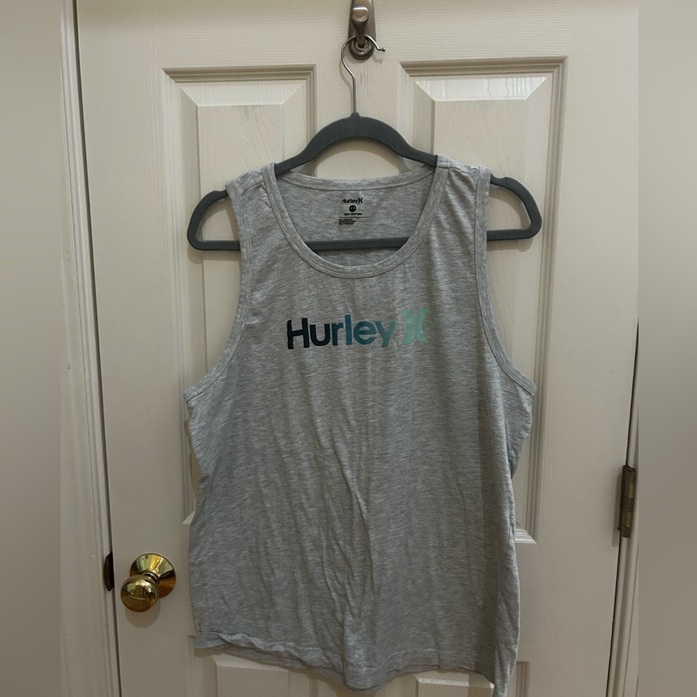 Hurley Tank Top Medium Gray Cotton Logo Graphic Sleeveless Casual Surf Skate